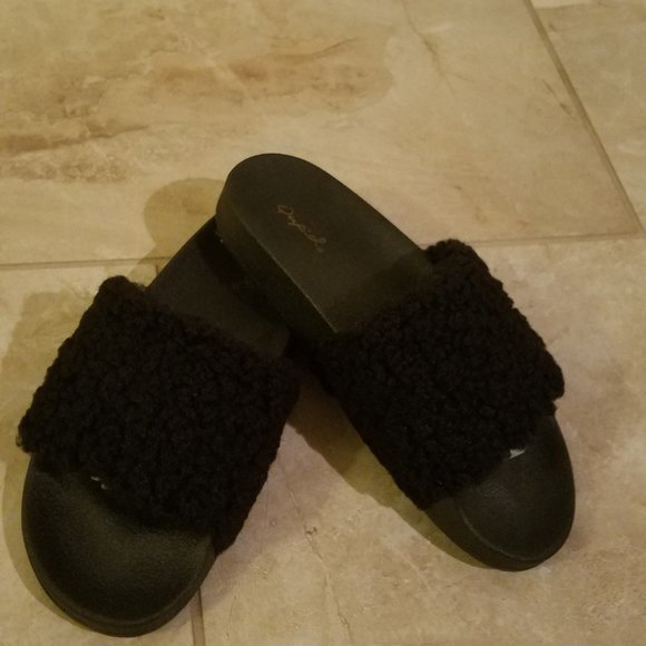 Black Slide Sandals - Picture 1 of 4